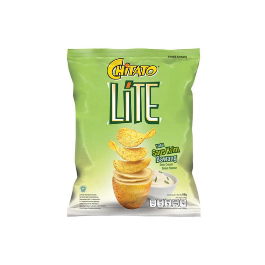 Chitato Lite Potato Chips (Sour Cream Onion) 68g